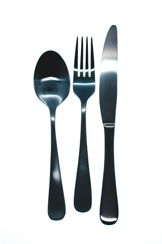 Cutting Edge Design: How to Select the Perfect Kitchen Cutlery Set