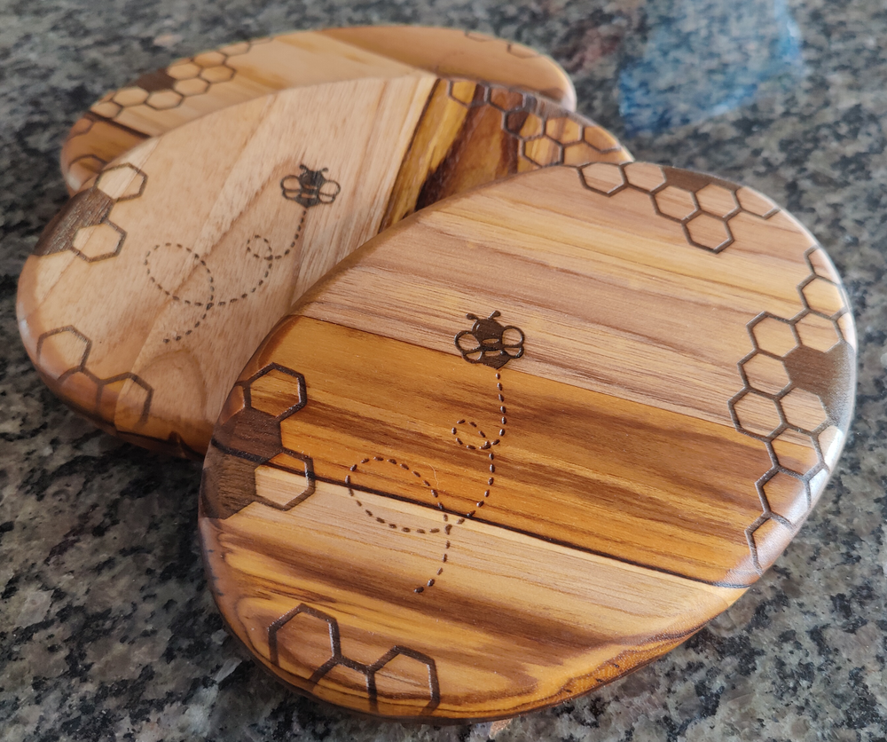 Honey and Bee Engraved Oval Cutting Board - FrawstedCreations